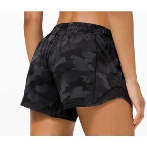 6442 Lululemon Hotty Hot Short II *Long 4" Heritage 365 Camo Deep Coal Sz 6 *LVD